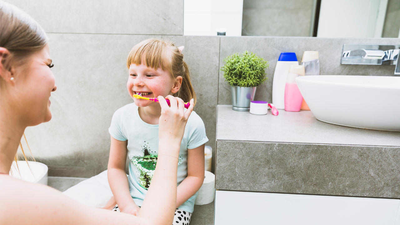 Cepillado dental para niños pequeños: hábitos y recomendaciones